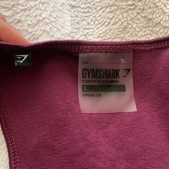 Gymshark burgundy top - Picture 3 of 4